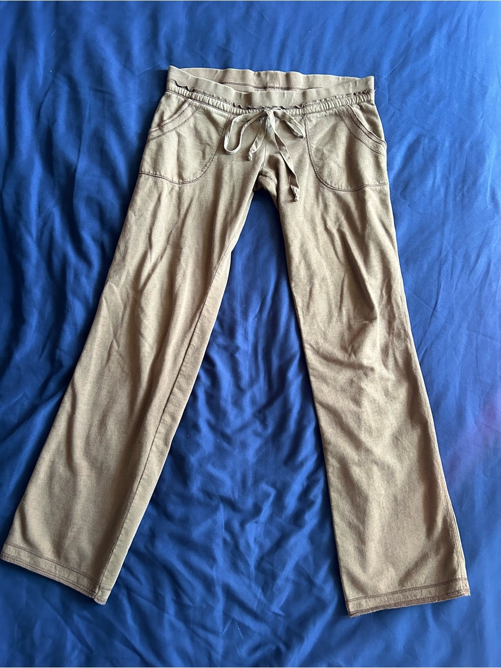 Y2K Vintage Juicy Couture Lowrise Brown Cotton Pants | Pockets and Skull Logo